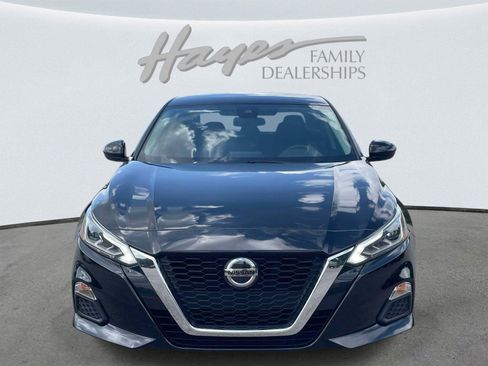 Used 2022 Nissan Altima 2.5 SV FWD image 8