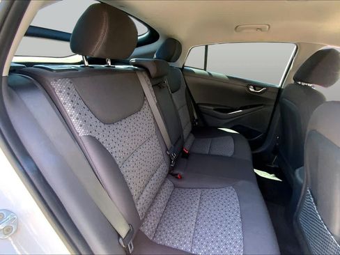 Used 2017 Hyundai Ioniq SEL FWD image 19
