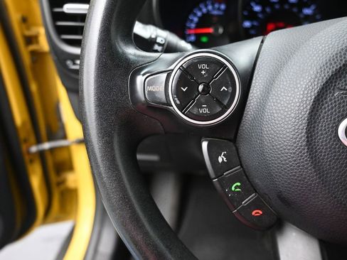 Used 2014 Kia Soul + w/ UVO w/Eservices Package image 28