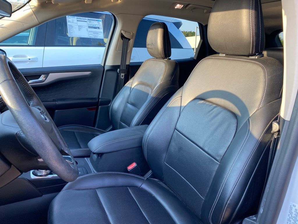 Used 2020 Ford Escape SEL AWD/4WD image 8
