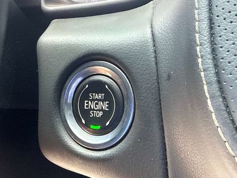 Used 2023 GMC Yukon XL SLT RWD image 26