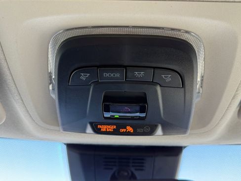 Used 2024 Toyota Corolla LE FWD image 17