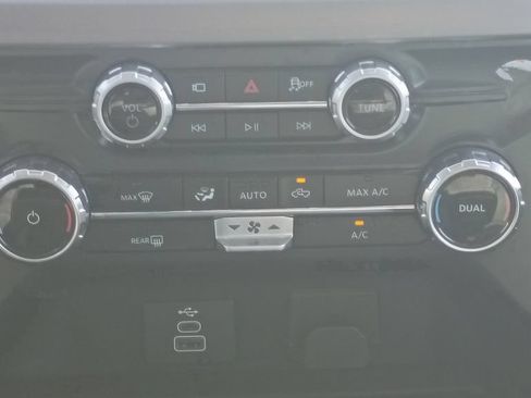 Used 2025 Ford F150 XLT w/ Equipment Group 301A Standard AWD/4WD image 22