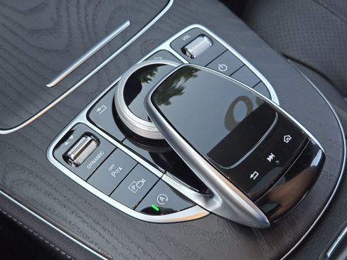 Used 2020 Mercedes-Benz E 350 Sedan image 20