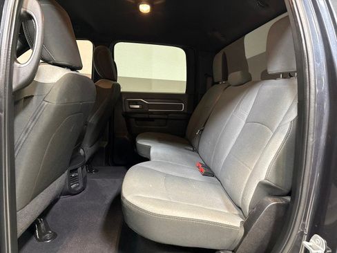 Used 2021 RAM 3500 Big Horn image 34