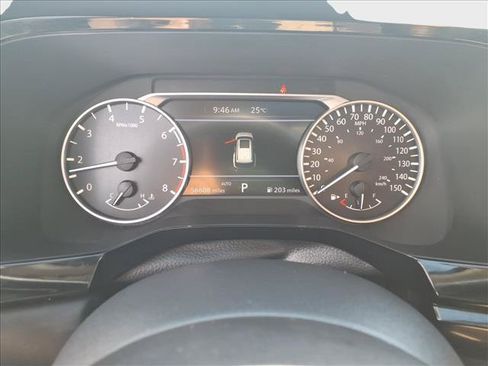Used 2024 Nissan Pathfinder SV AWD/4WD image 22