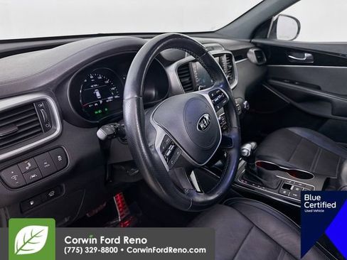 Used 2019 Kia Sorento SX image 12