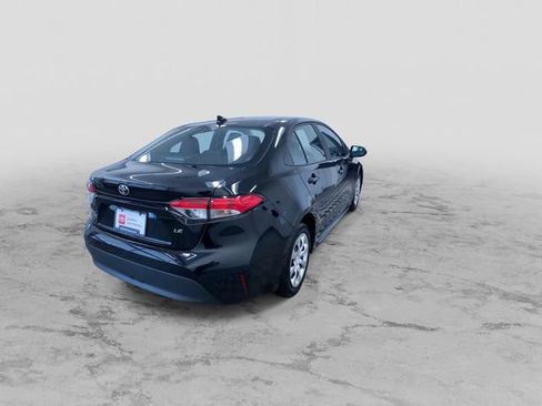 Certified 2025 Toyota Corolla LE image 9