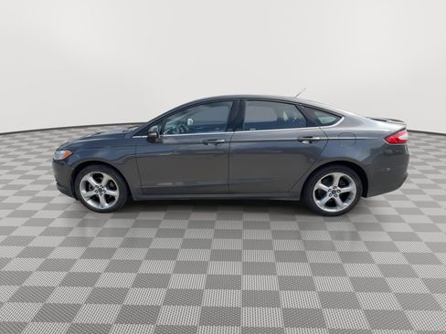 Used 2016 Ford Fusion SE AWD/4WD image 5