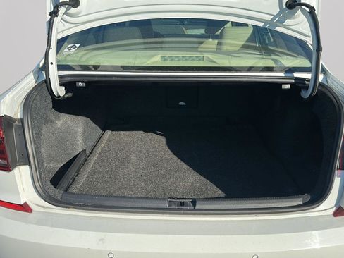 Used 2017 Volkswagen Passat 1.8T SEL Premium image 21