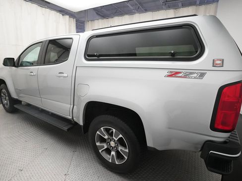 Used 2017 Chevrolet Colorado Z71 AWD/4WD image 30