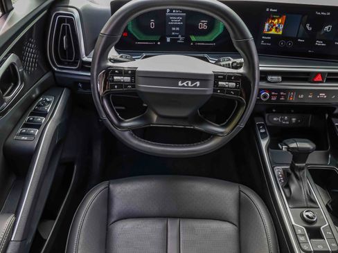 Certified 2026 Kia Sorento S FWD image 16