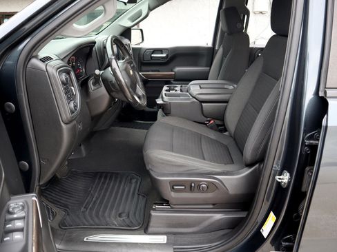 Used 2021 Chevrolet Silverado 1500 LT w/ Z71 Off-Road Package image 13