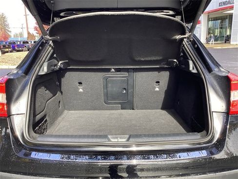 Used 2016 Mercedes-Benz GLA 250 4MATIC image 30