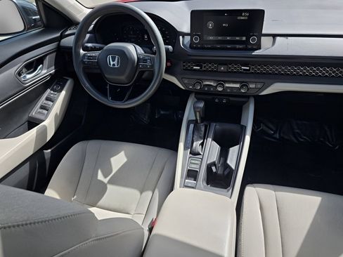 Used 2025 Honda Accord SE image 30