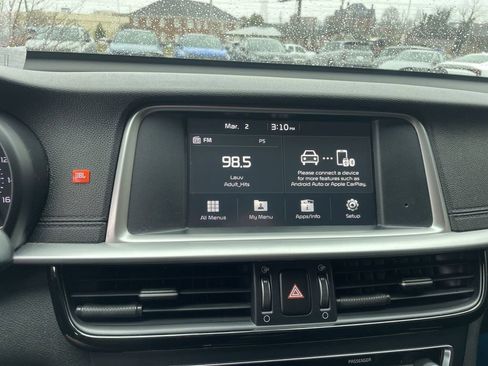 Used 2019 Kia Optima LX image 10