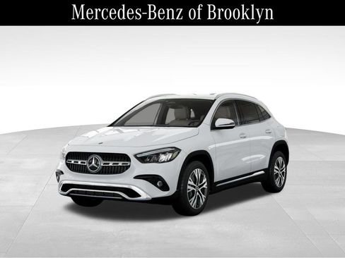 Certified 2025 Mercedes-Benz GLA 250 4MATIC image 40