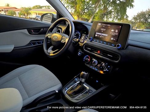 Used 2023 Hyundai Kona SEL image 8