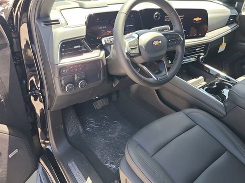 New 2026 Chevrolet Suburban LT w/ Comfort Package RWD image 23