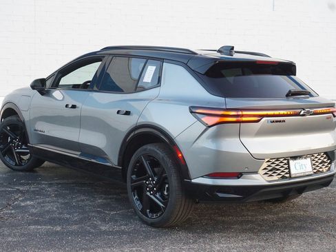 New 2026 Chevrolet Equinox EV RS image 7