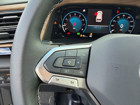 New 2026 Volkswagen Atlas SE image 17