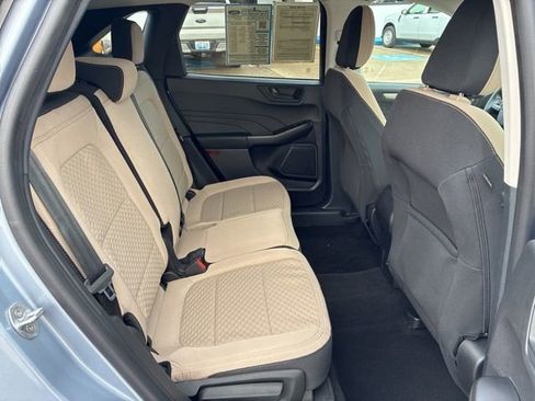 Used 2022 Ford Escape SE image 23