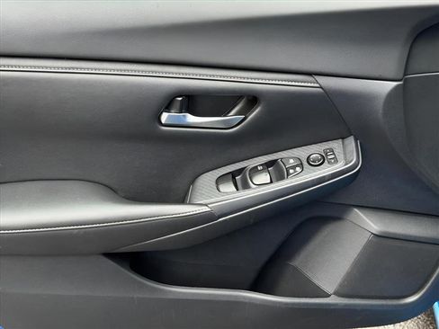 Used 2023 Nissan Sentra SV image 26