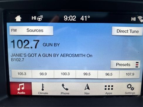 Used 2018 Ford Explorer XLT w/ Equipment Group 202A image 29