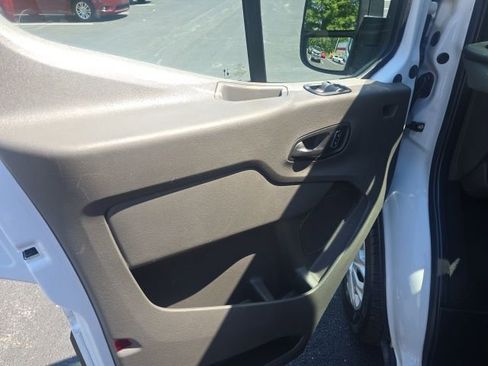 Used 2025 Ford Transit 350 XLT RWD image 14