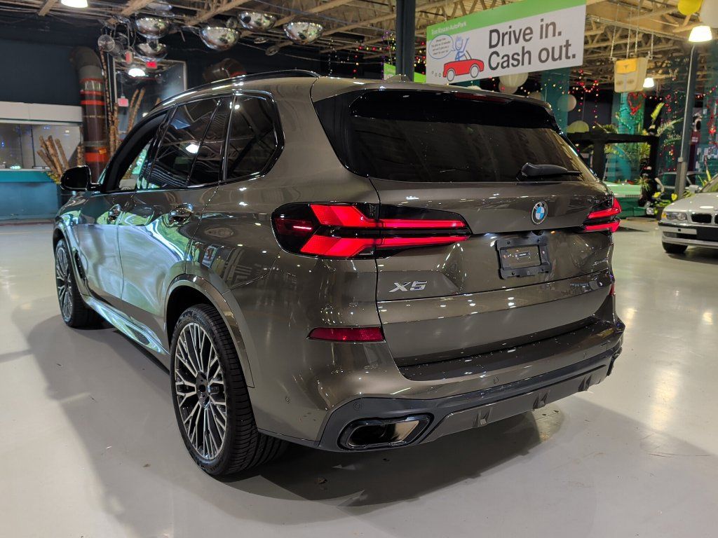 Certified 2026 BMW X5 xDrive40i w/ Executive Package AWD/4WD image 11