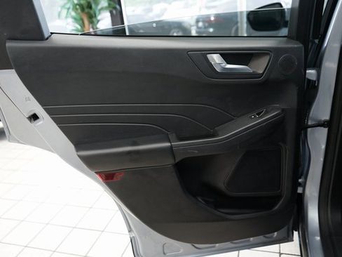 Used 2022 Ford Escape SEL w/ Technology Package image 40