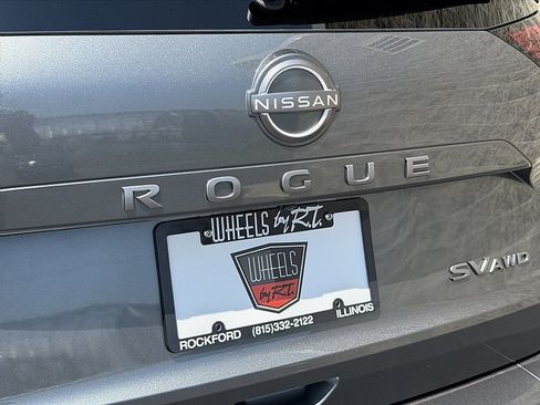 Used 2024 Nissan Rogue SV AWD/4WD image 33