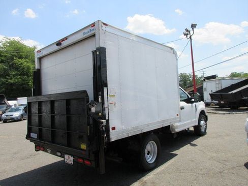 Used 2020 Ford F350 XL RWD image 2