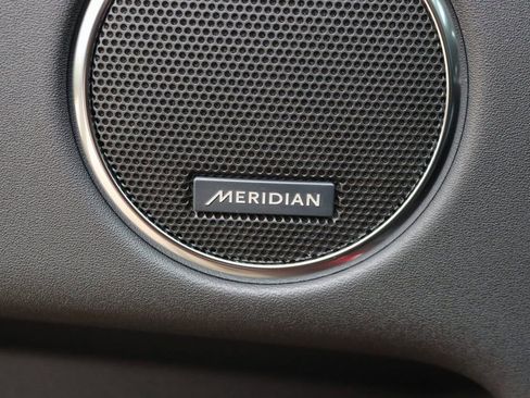 Certified 2025 Land Rover Discovery Sport S image 12