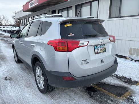 Used 2015 Toyota RAV4 Limited image 4