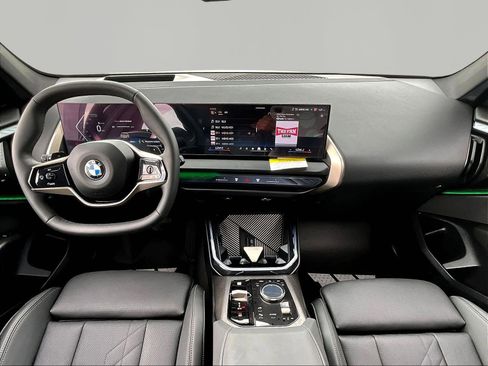 Used 2025 BMW X3 xDrive30i w/ Premium Package AWD/4WD image 7