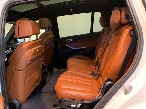 Used 2024 BMW X7 M60i image 78