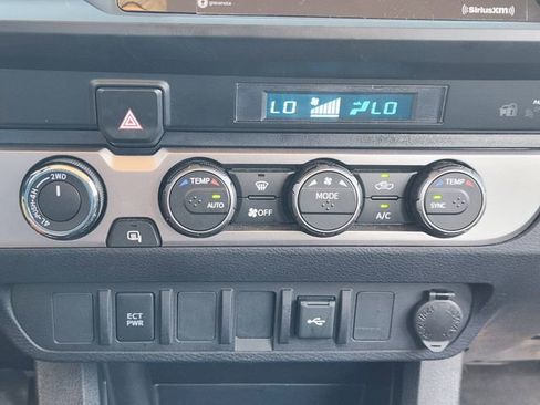 Used 2023 Toyota Tacoma SR image 14