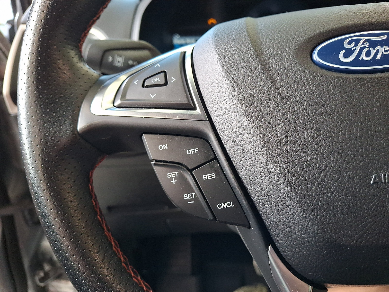 Certified 2023 Ford Edge ST-Line AWD/4WD image 20