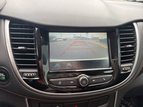 Used 2017 Chevrolet Trax LT w/ LT Convenience Package image 20