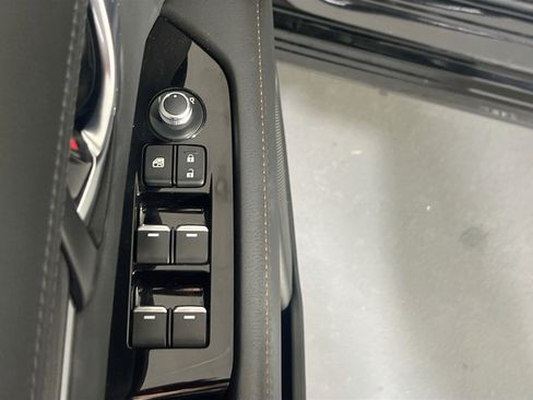 Used 2023 MAZDA CX-5 AWD 2.5 S w/ Premium Package image 17