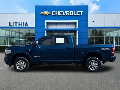Used 2022 RAM 2500 Laramie AWD/4WD image 5