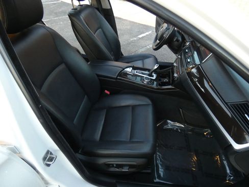 Used 2015 BMW 535i Sedan image 29