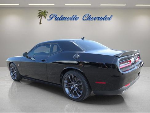 Used 2023 Dodge Challenger R/T Scat Pack RWD image 5