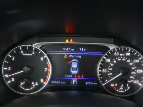 Used 2023 Nissan Altima 2.5 SR FWD image 15