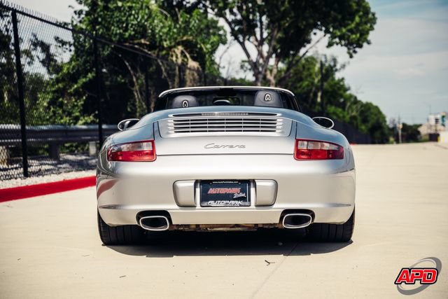 Used 2006 Porsche 911 Carrera RWD image 16