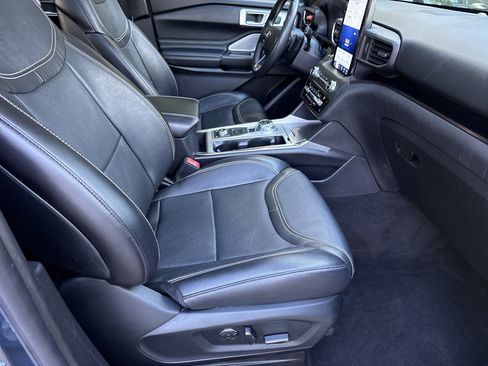 Used 2020 Ford Explorer ST w/ ST High-Performance Pack AWD/4WD image 13