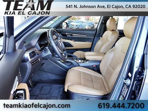 Certified 2021 Kia Telluride SX w/ Towing Package FWD image 16