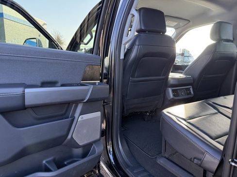 Used 2024 Ford F250 Lariat image 26