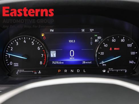 Used 2022 Ford Explorer XLT w/ Equipment Group 202A AWD/4WD image 18